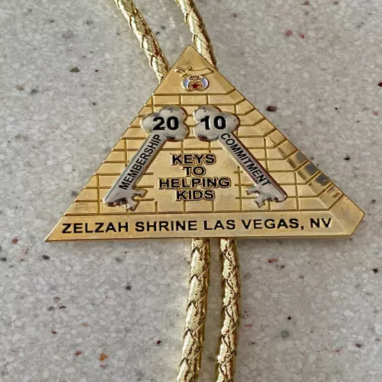 Zelzah Temple Masonic Shriner Bolo Tie Las Vegas NV 2010 Membership Keys Pyramid