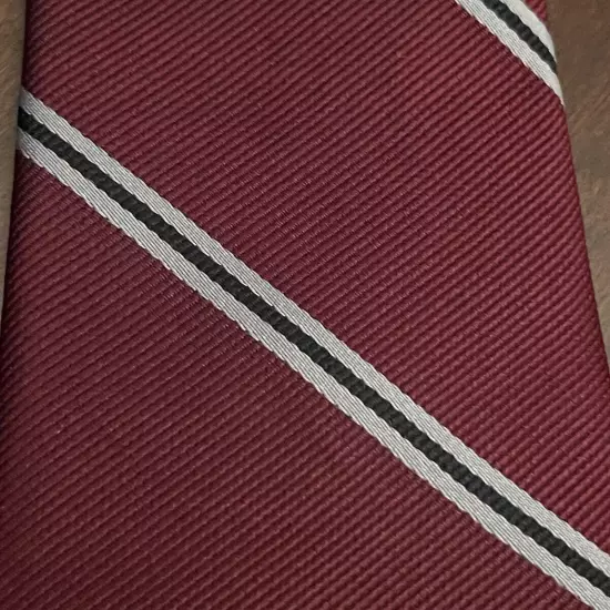 Brooklyn Industries Burgundy Hand Made 100% Silk Men’s Neck Tie Made In China