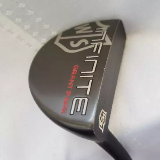 Wilson Staff Infinite Grant Park Putter 34" RH w/head cover