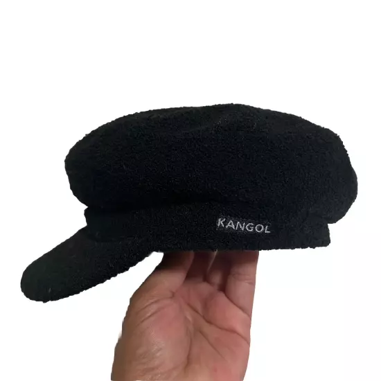 Kangol Black Size Medium