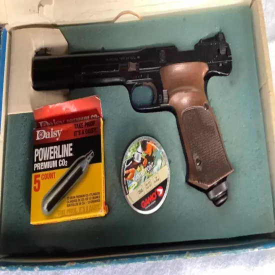 SMITH & WESSON Model 78G CO2 .22 CAL. PELLET PISTOL