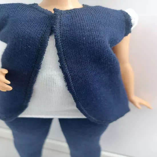 Siut for Curvy doll, stretch, no hook and loop.