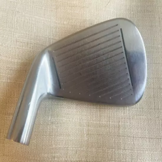 TAYLORMADE RSI FORGED 7 1* UP / 2* FL DEMO GOLF IRON HEAD ONLY (TM27)