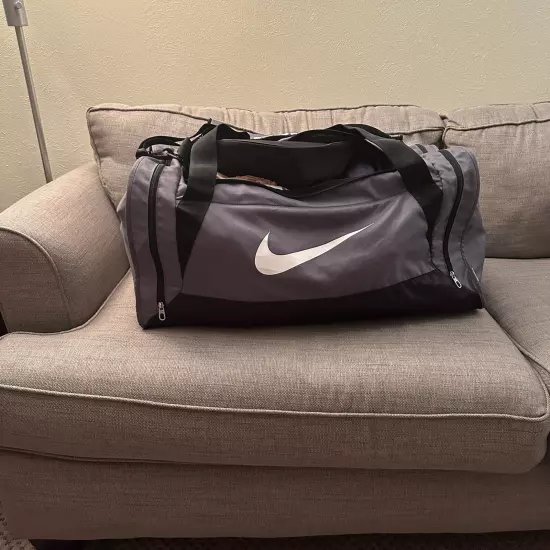 Very Large Nike Duffle Travel or Sports Bag