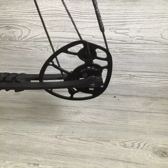 Hoyt Torrex Right Handed Camo 60-70#