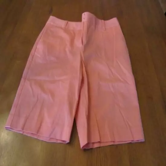 Womens Cutter & Buck Golf Shorts, NWT, 10