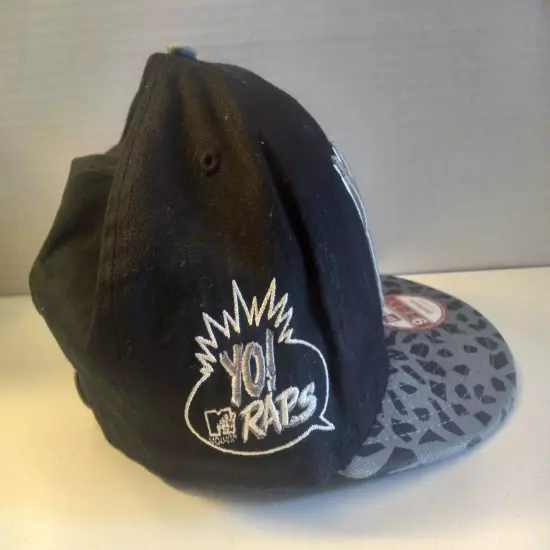 YO! MTV Snapback Hat Medium Large New Era Black Silver