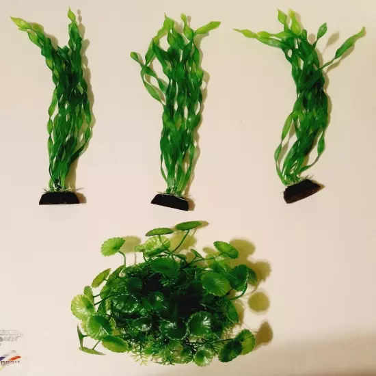 Set Of 4 Artifical Aquarium Plants-3 LifeLike Floating Seaweed & 1 Plastic Lotus