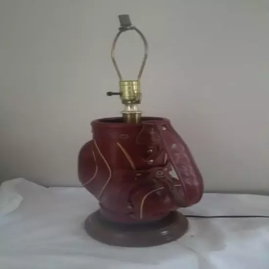 VINTAGE LEATHER LOOK GOLF BAG TABLE LAMP BURGUNDY