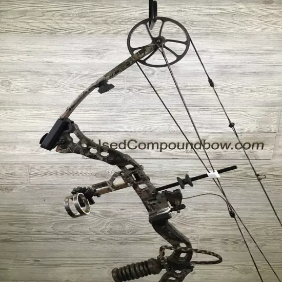 Ross CR331 60-70# 28.5" Compound Bow Right Handed Camo