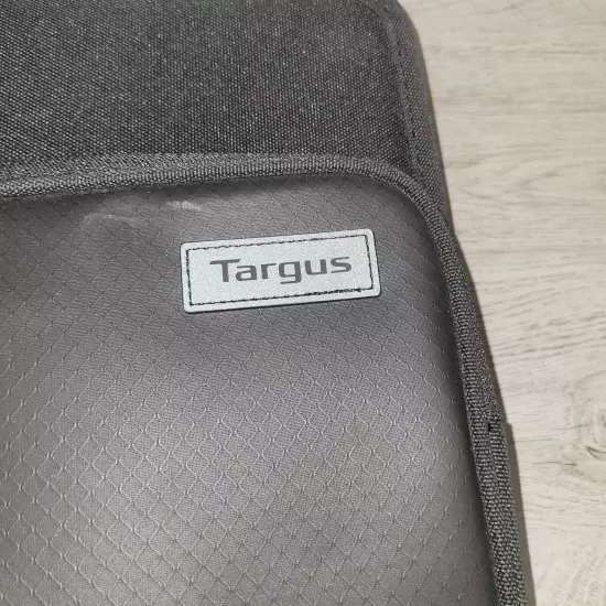 Targus Laptop Chromebook Work-In Tablet Bag Case NEW 14x10 TKC001-101 Black 