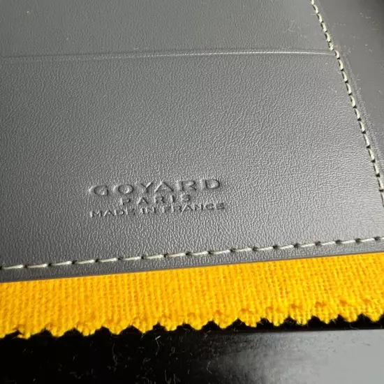 100% AUTHENTIC Goyard GRENELLE PASSPORT Holder Wallet GREY - BRAND NEW