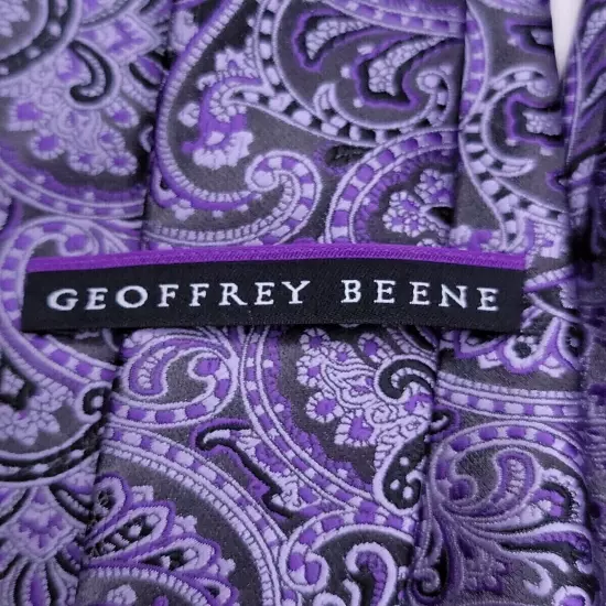 Geoffrey Beene Mens Formal Necktie 58"Lx3.25"W Purple/Black Neck Tie