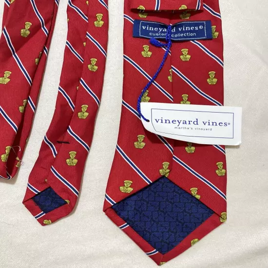 Vineyard Vines All Red Silk W/ Status Pattern M.in.USA men’s necktie NWT