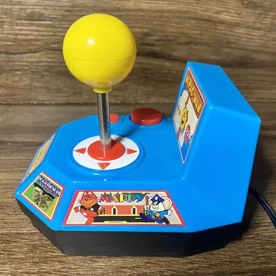 Namco Ms Pac-Man 5-In-1 Plug N Play 2004 Jakks Pacific TV Arcade Game TESTED