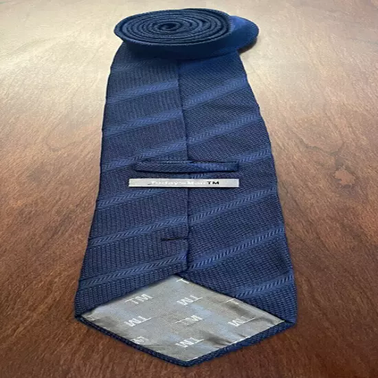 Todays Man Blue Italian Fabrication 100% Silk L58” W3.75”