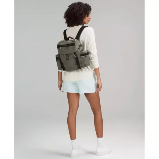 Lululemon Wunderlust Backpack 14L Green Grey