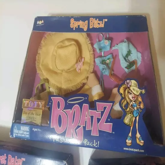 3 Bratz Fashion Pack Lot Spring Blitz! Shoppin' Spree! First Date! NIP 2003