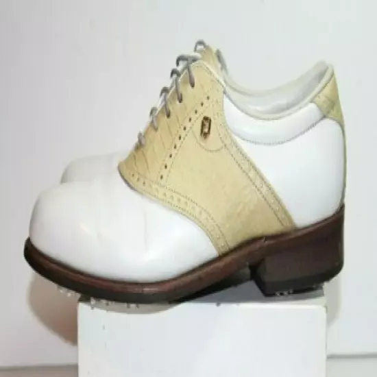 Women's FOOT JOY CLASSICS 90106 Calfskin Leather White Golf Cleats Size 8 AA