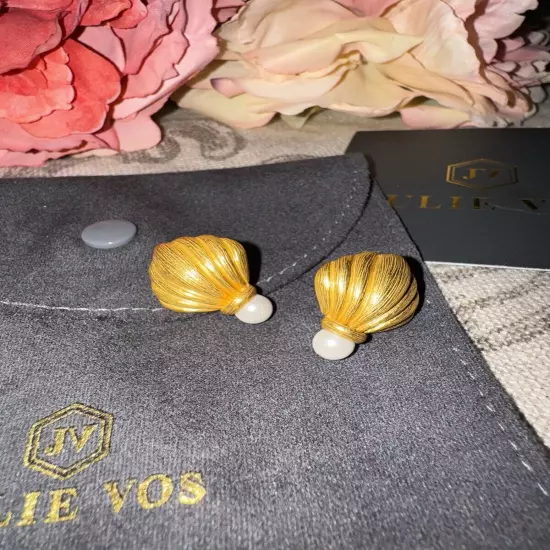 NEW Julie Vos Pearl & 24k Gold Plated Shell Crest Stud Earrings RETIRED NWOT