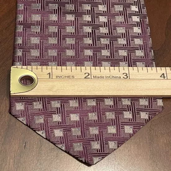 Geoffrey Beene 100% Silk Men’s Neck Tie Made In Usa