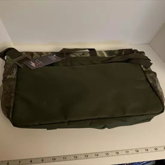 Preferred Nation P4855 Camo Hunting Camo Green Laptop Messenger Bag