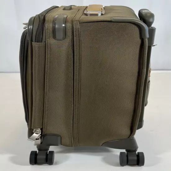 Briggs & Riley Baseline Global Carry-On Spinner Suitcase Luggage Olive New