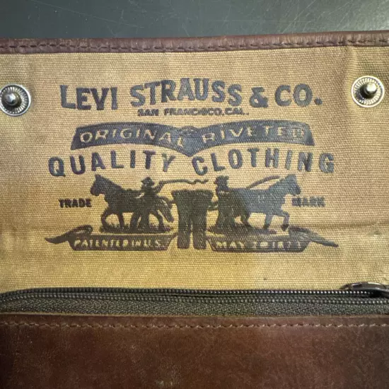 Levi Strauss & Co. Leather Vintage Bifold Brown Wallet USED