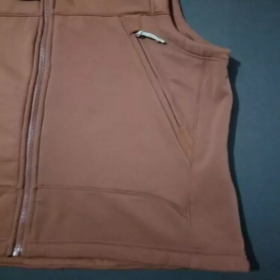 NWT DOCKERS OUTDOORS HUNTING/FISHING BROWN VEST SECRET ZIP POCKET SIZE MEDIUM 