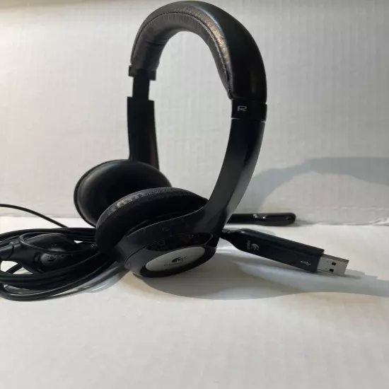 Logitech USB Black Headset Double Earphone With Built-In Microphone Tested E-02