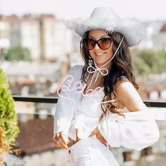 White Cowboy Hat for Men and Women with Feathers Western Felt Fluffy Cowgirl Hat