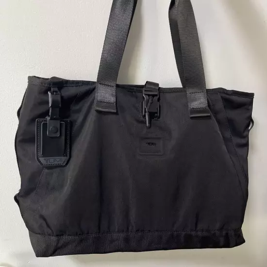 Tumi Retreat Tote Bag