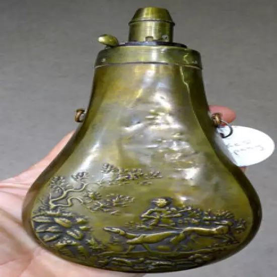 ANTIQUE Sykes HUNTING DOG Brass Copper CIVIL WAR Era BLACK POWDER FLASK Horn