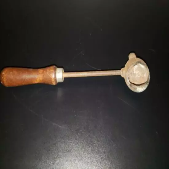 VINTAGE LYMAN Lead Bullet Casting Dipper/Ladle Cast Iron Pouring Ladle