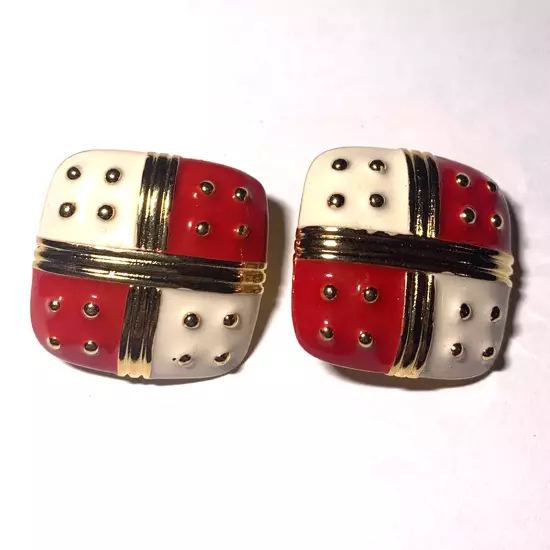 Premier USA VTG Red White And Gold Tone Square Clip On Earrings