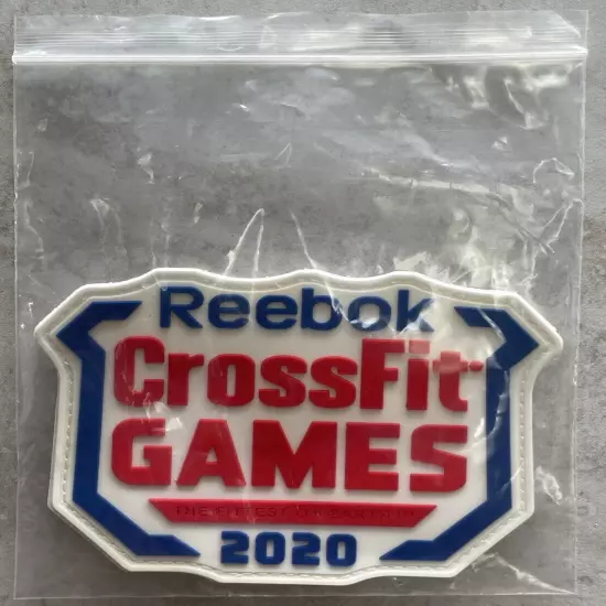 *BRAND NEW* REEBOK 2020 CROSSFIT GAMES PATCH “THE FITTEST ON EARTH” HOOK BACKING