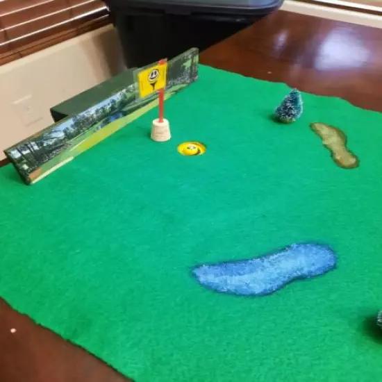 Miniature Indoor Golf Putting Family Game