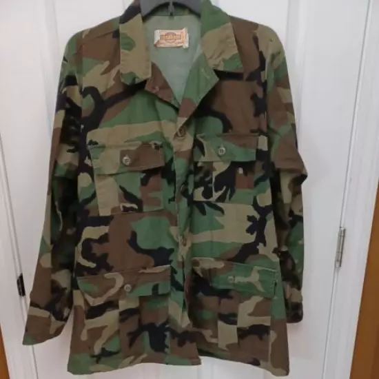 Mens Saf T Bak Hunting Jacket Size Unknown Camouflage