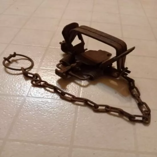 Vintage "Victor" Small To Medium Size Trap With Chain Some Rust