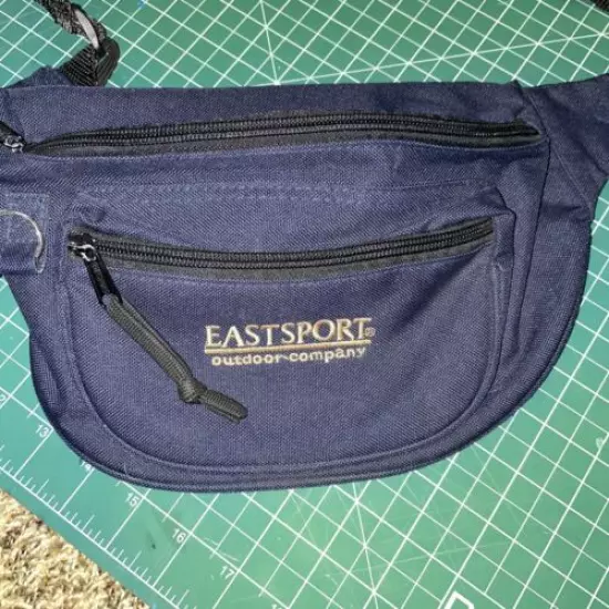 eastsport outdoor Company Fanny pack Blue With 3 Pocket Areas. Around Waist