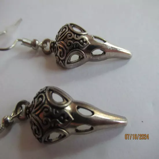 Silver tone dangle Raven Crow Skull earrings