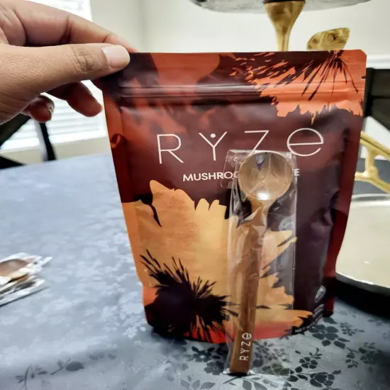 Ryze Mushroom Coffee Organic New 30 SERVINGS FREE SHIPPING SAME DAY With Spoon