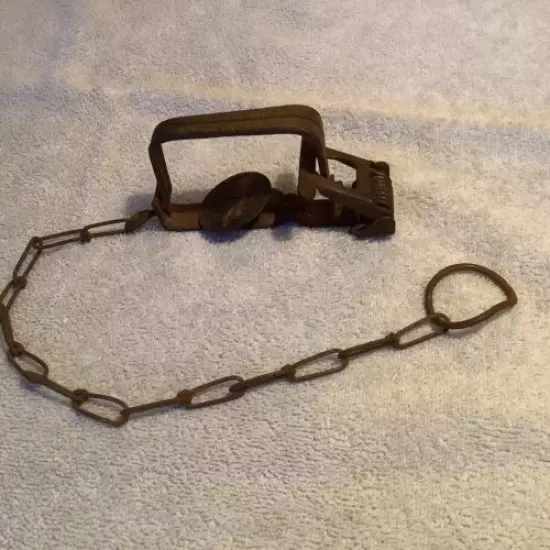 Vintage ANTIQUE Triumph Easy Set Coil Spring Trap