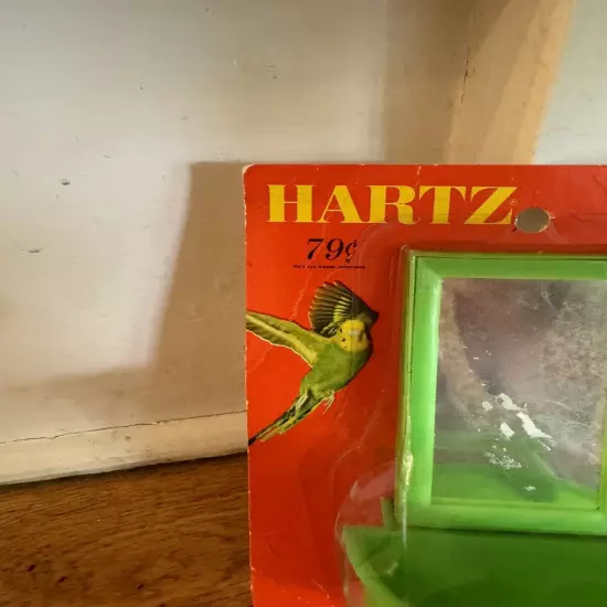 Hartz Vintage Bird Seed Feeding Green Cup With Mirror & Perch 70s/80s NEW Sealed