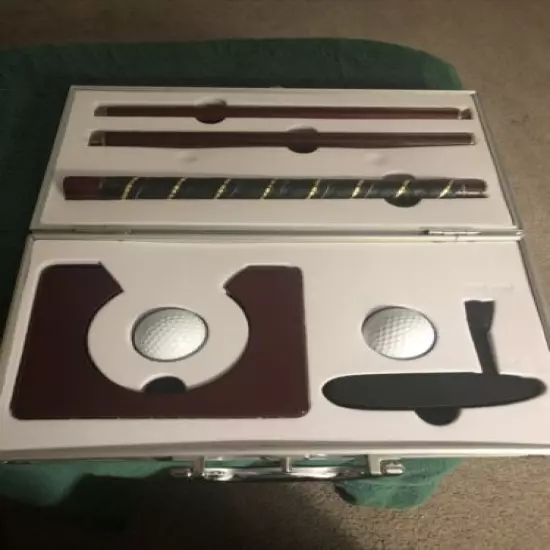 Executive putter Set in Aluminum case nice condition 