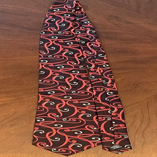 Van Heusen, Red, Black, Hand Made, 100% Silk, Men’s Neck Tie, Made In China