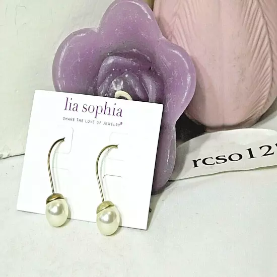 Beautiful Lia Sophia SOCIALITE Earrings, Faux Pearl, NWT 