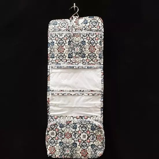 Vera Bradley Quilted Hanging Organizer Lisbon Medallion White Blue NWT Travel