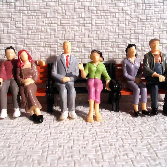 12 pcs All Seated G Scale 1:24 Painted Figure People passenger