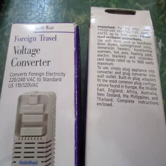 A PAIR OF Radio Shack Foreign Travel Voltage Converters 1600 Watt 273-1413 Aa1